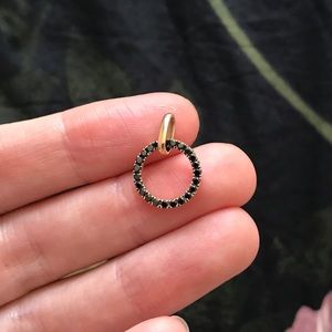 585 gold and black diamonds pendant